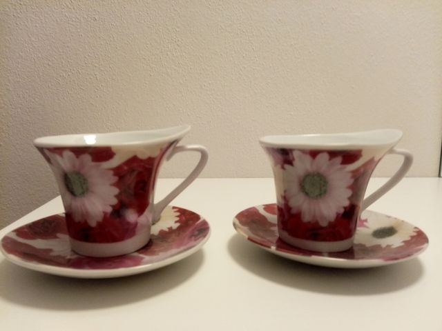 Tazzine da caffè a fiori