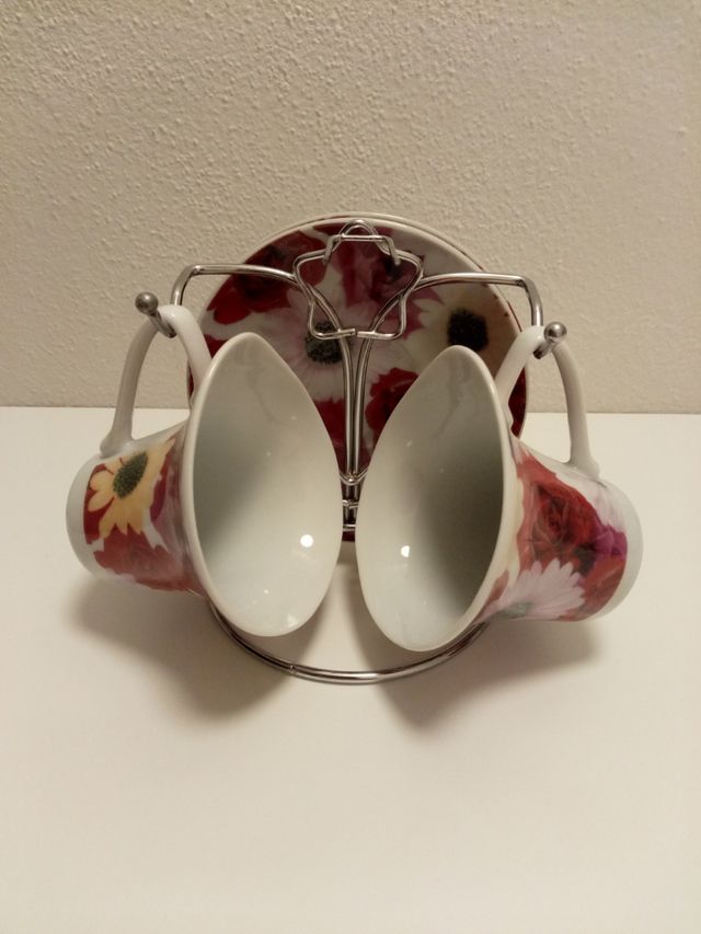 Tazzine da caffè a fiori