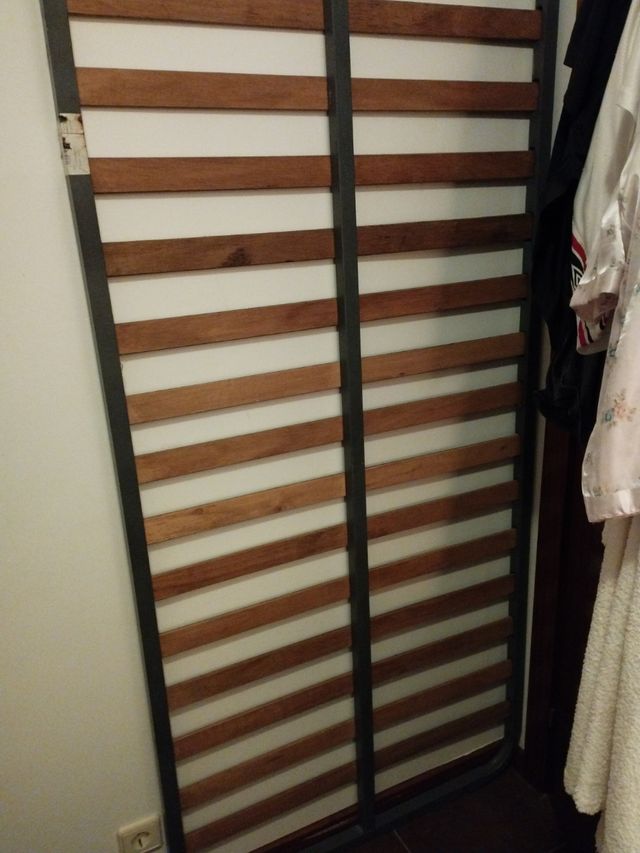 Materasso flessibile, a molle con gambe, materasso e protezione