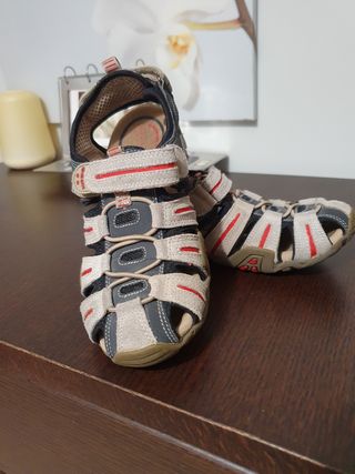 Sandalias deportivas Geox de niños 