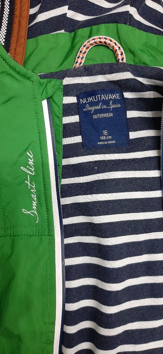 Parca, cortavientos chubasquero t/ 16