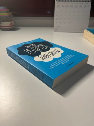 Libro Bajo la Misma Estrella