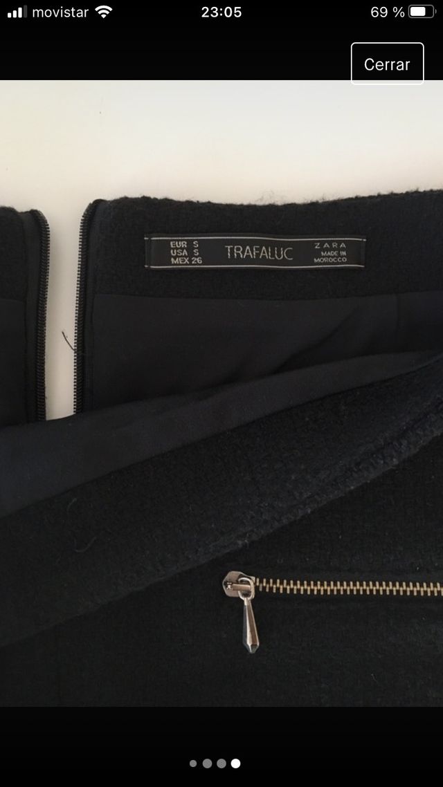 Mini falda negra de Zara