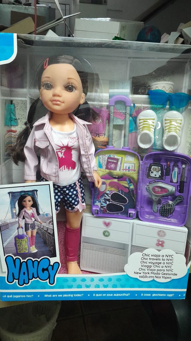 nancy viaja a Nueva york  totalmente nueva