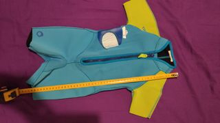 Neopreno bebé. 12-18 meses. Tribord