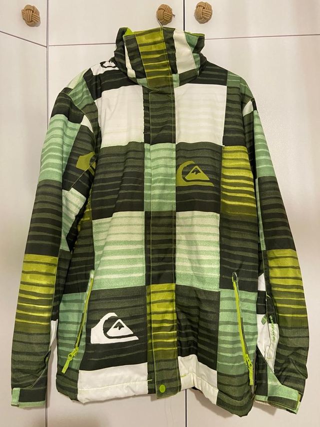Chaquetón Quiksilver deportes invierno