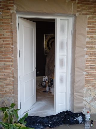 LACADOR PARA PUERTA DE ACCESO