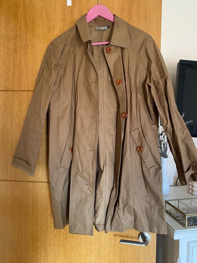 Gabardina beige de Precchio