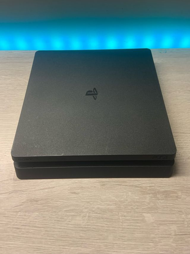 PS4 in eccellenti condizioni