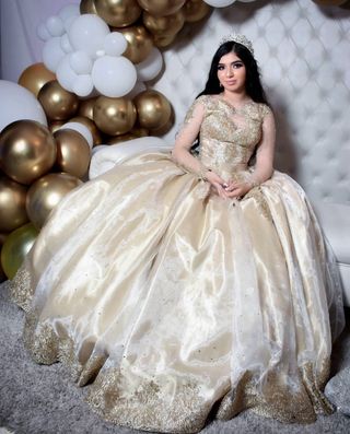 fotografo  latino  para 15 años 