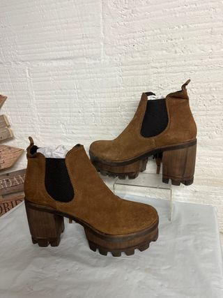 BOTIN FLECOS HANGAR PIEL TALLA 38