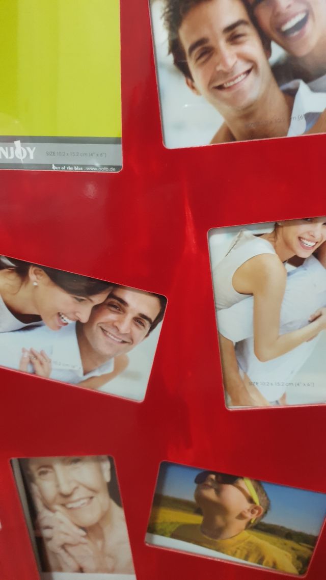 Cornice multipla rossa