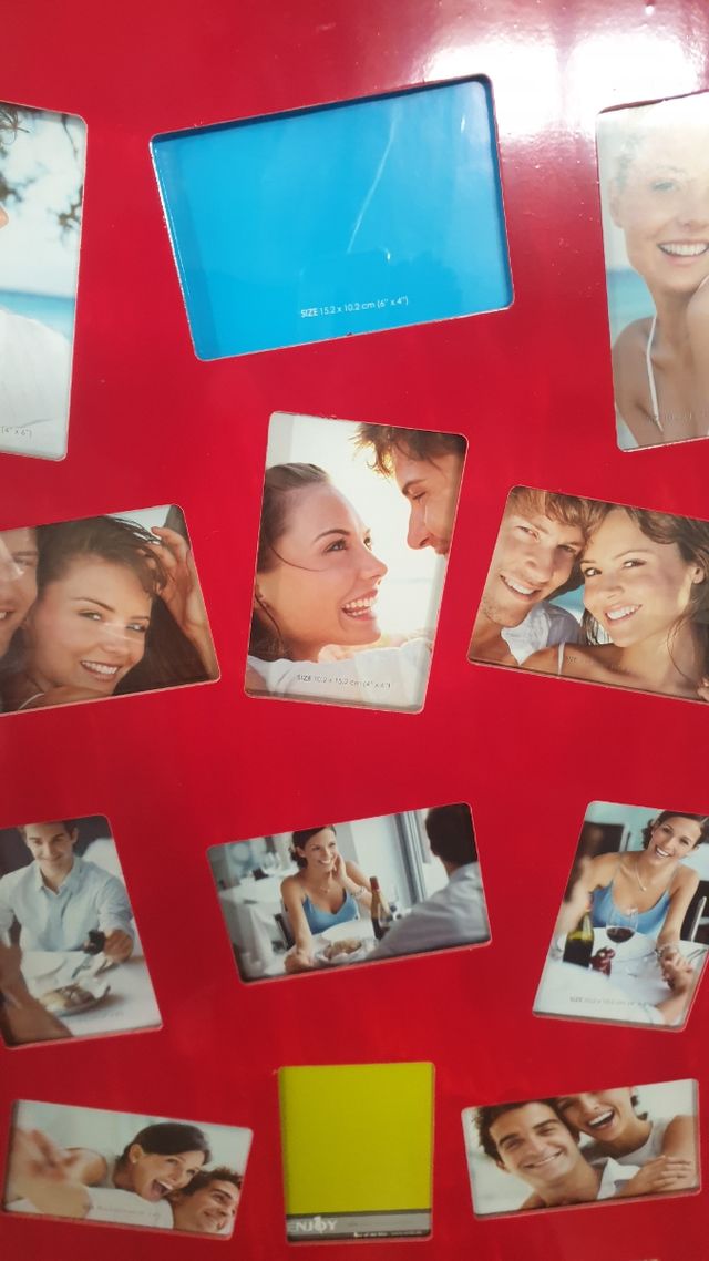 Cornice multipla rossa