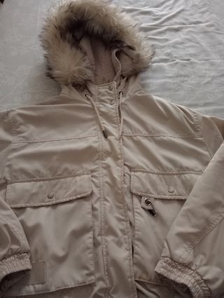 Cazadora Bershka beige