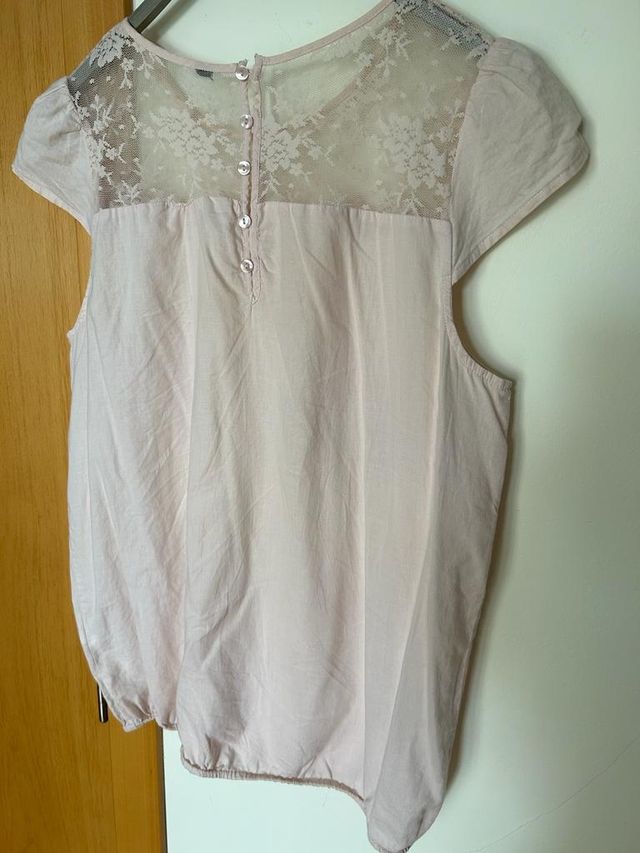 Blusa T.S rosa con encaje 