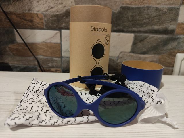 Gafas de sol  bebé de 0-1 año NUEVAS