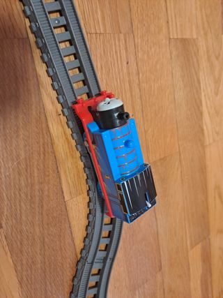 Tracmaster Thomas Train