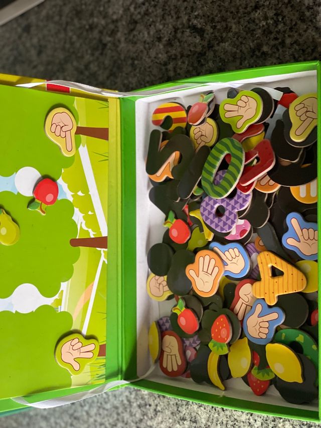 Juego de aprendizaje magnetico