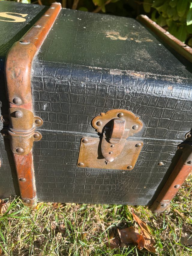 BAÚL ANTIGUO FRANCES