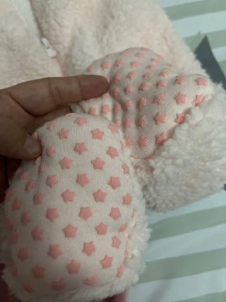 mono abrigo bebé rosa