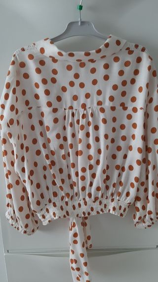 Camisa anudada cintura y manga 3/4 Zara