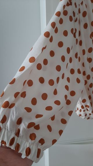 Camisa anudada cintura y manga 3/4 Zara