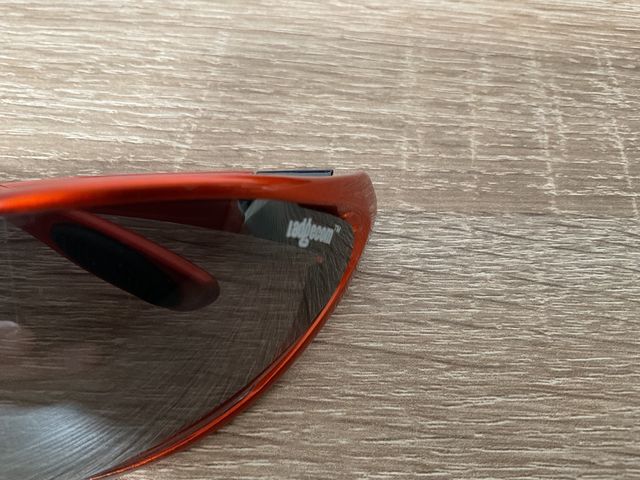 Occhiali sole uomo sport