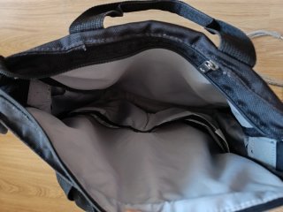 Bolsa carrito bebé SKIP HOO negro en buen estado.