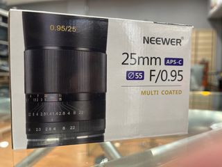 objetivo 25 mm 0,95 neewer para sony apsc