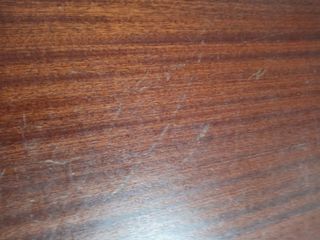 Retiro anuncio YA Mesa comedor antigua