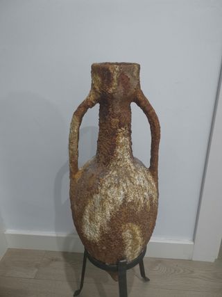 Anfora marina romana. Replica envejecida