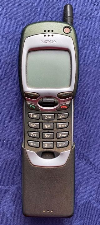 MOVIL NOKIA 8110 BANANA (VINTAGE)