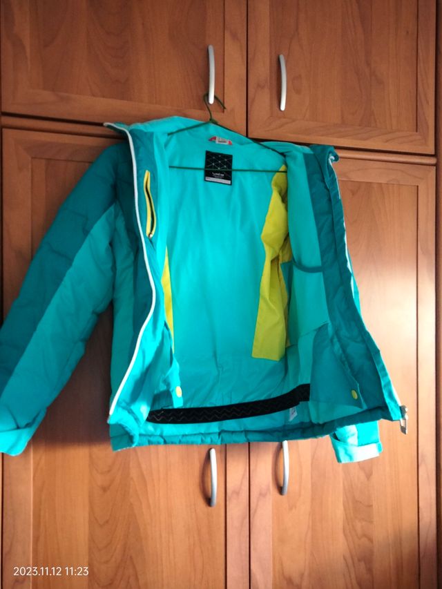 Cazadora de niña,para la nieve