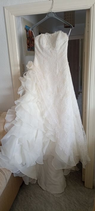 ⚠️Traje de novia marca aire talla 38 40⚠️