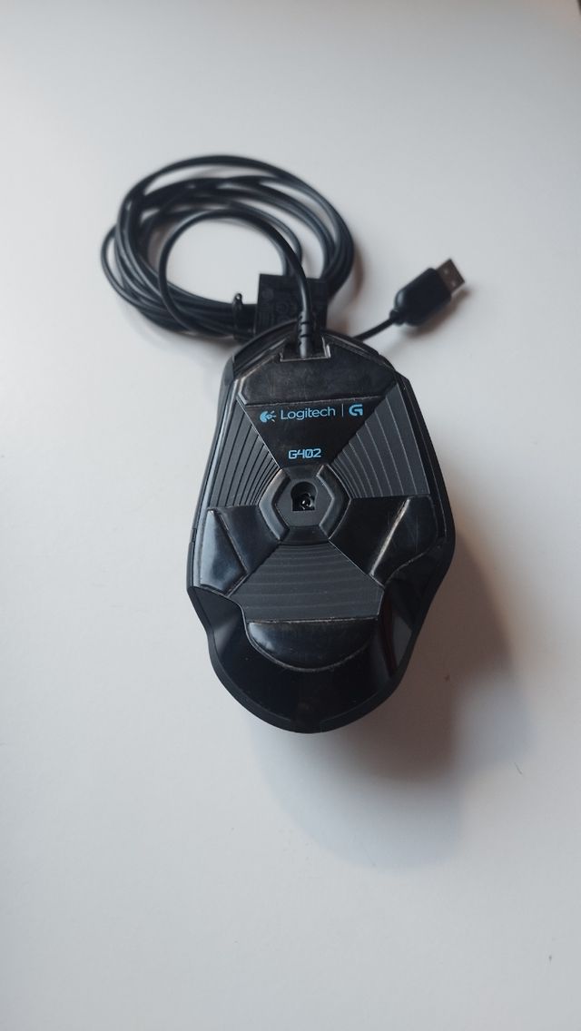 Ratón Logitech G402