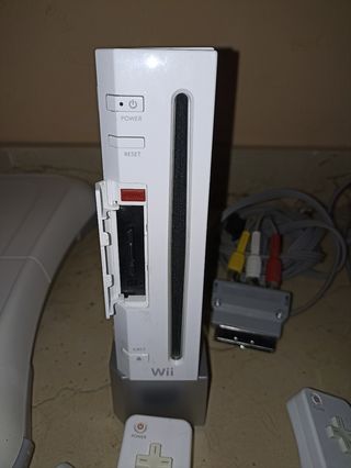 CONSOLA WII CON LOS ACCESORIOS. Regalo juegos 