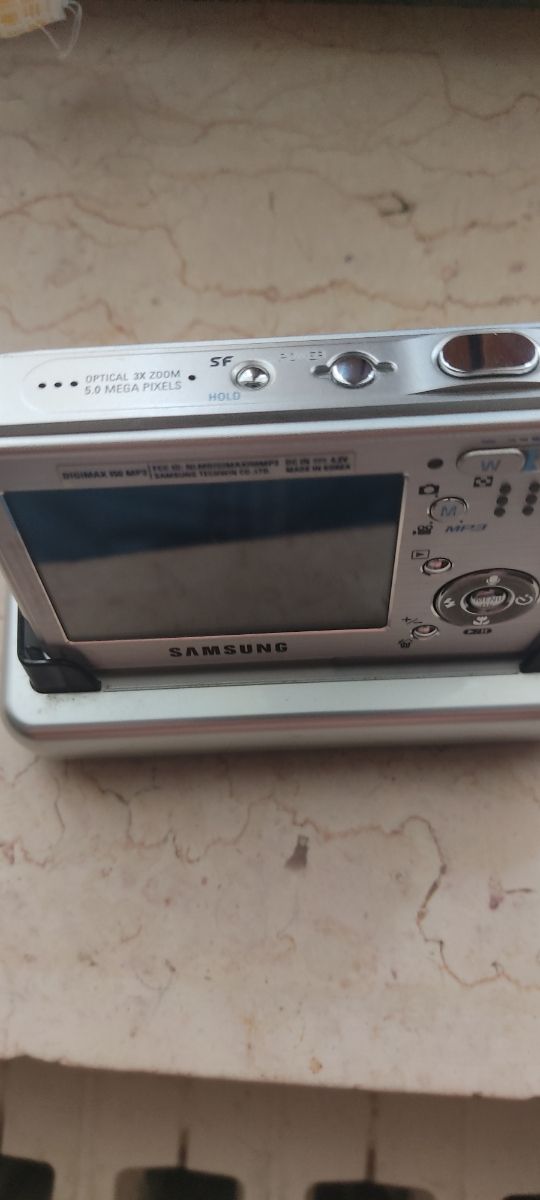 Macchina fotografica Samsung mp3 digimax i50