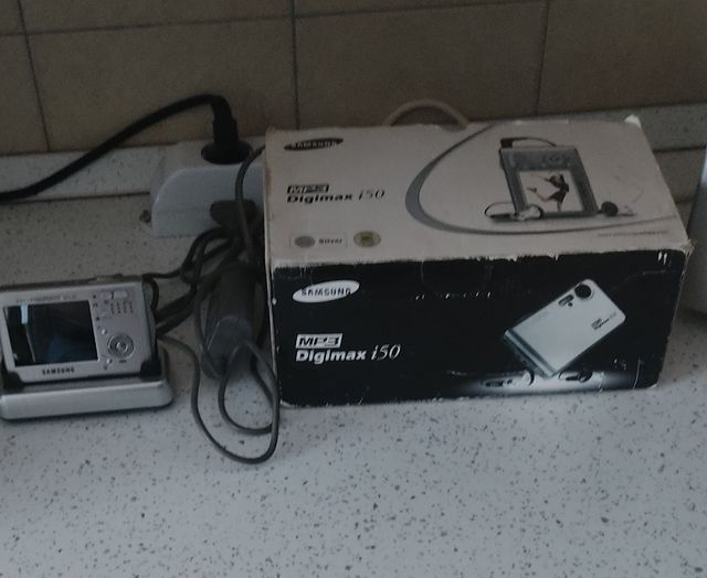 Macchina fotografica Samsung mp3 digimax i50
