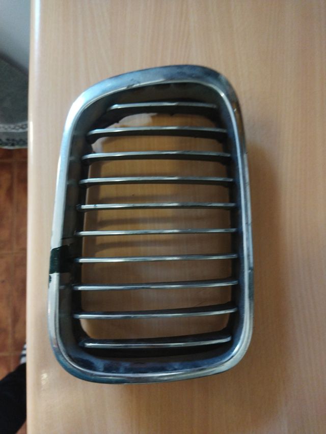Rejilla delantera BMW E 46