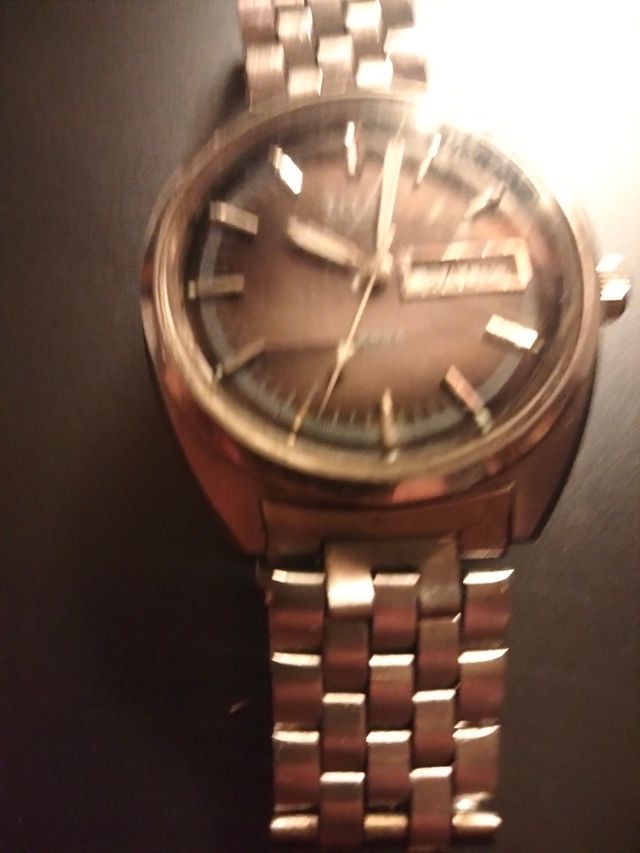Reloj TITÁN