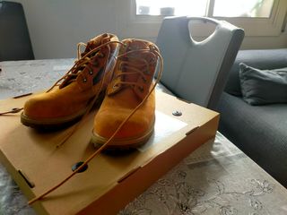 ZAPATOS TIMBERLAND MARRON