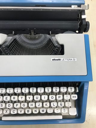 Maquina de escribir Olivetti LETTERA 32