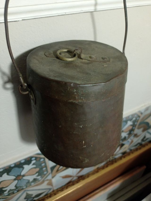 Antico porta merenda in rame