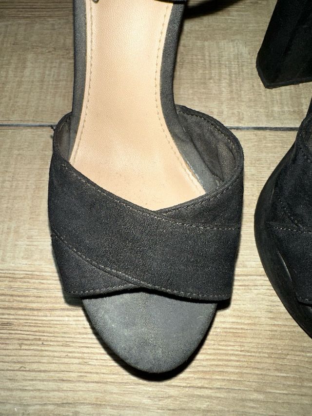 Tacones Bershka