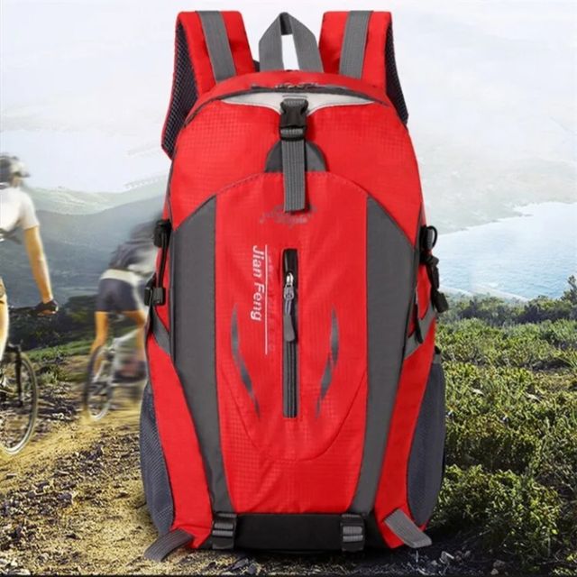 Mochila de nailon 50x30x13cm. A estrenar