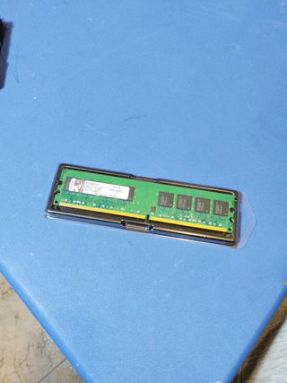 Memoria RAM Kingston 2gb 667 