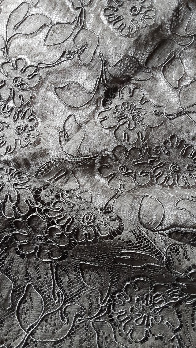 scampolo Pizzo elegante nuovo color tortora