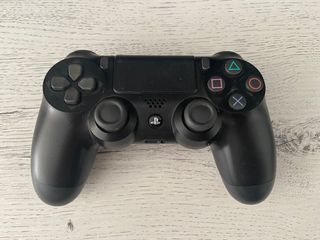 Playstation 4 Slim 1Tb más juegos