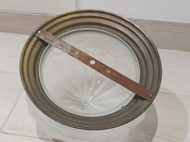 Plafón de cristal ovalado