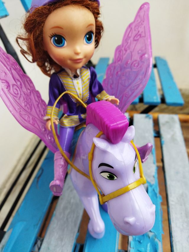 Princesa Sofía con caballo